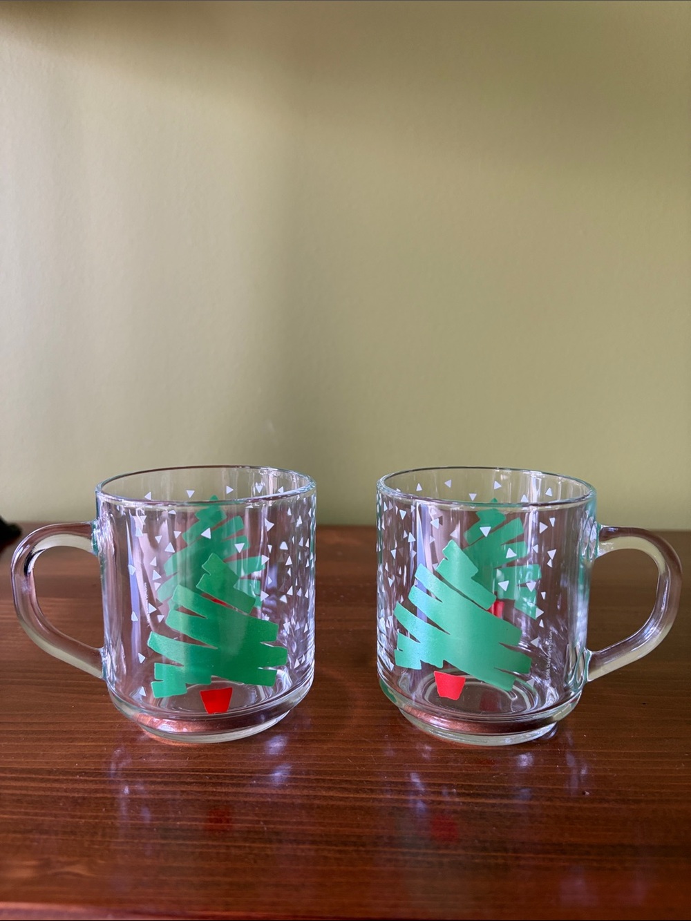 Holiday Glass Coffee Mug with Green Tree Design - Set of 2